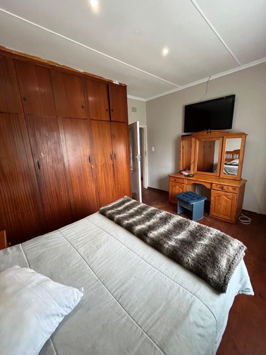 To Let 3 Bedroom Property for Rent in Bothasrus Eastern Cape